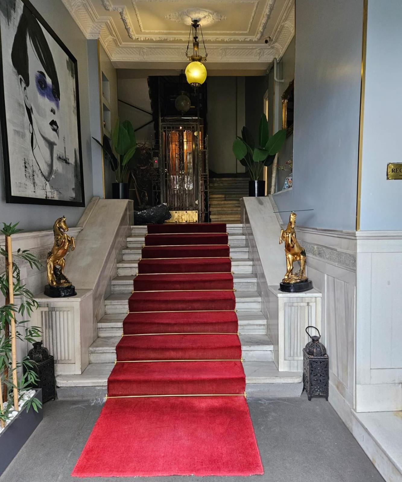 Lina Hotel Taksim Pera Istambul Exterior foto