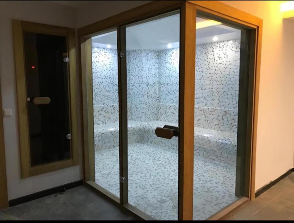 Lina Hotel Taksim Pera Istambul Exterior foto